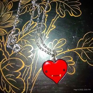 Love bites vampire necklace